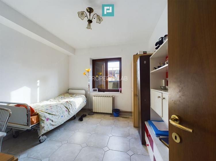 Casă pe un nivel în zona Mehala, urbanism S+P+7+ER - 11