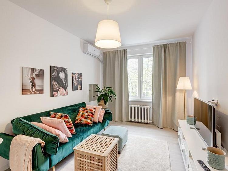 Apartament 2 camere decomandat lux,centrala proprie ,loc parcare