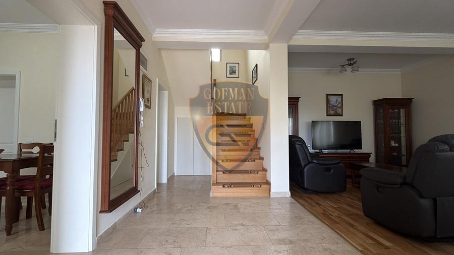 Casa Villa 4 camere in complex rezidential, Parcare, Lumina Navodari Ovidiu