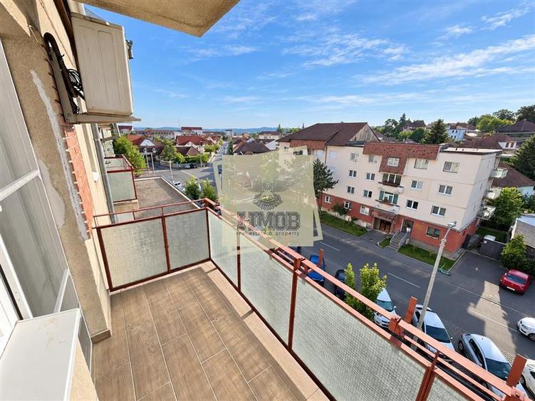 Apartament Pet Friendly | 4 camere | 84mp | 2 bai | 2 balcoane | Strand