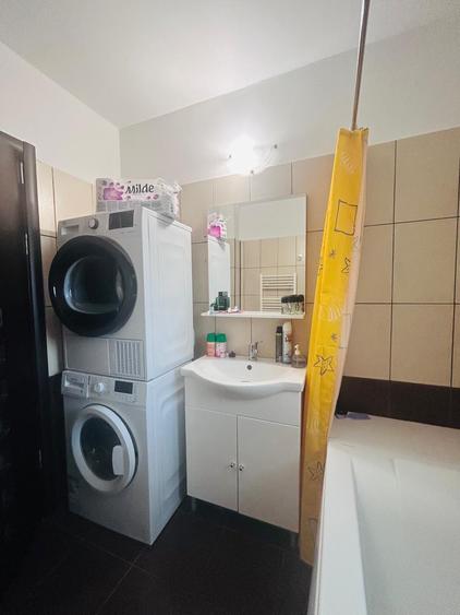 Apartament de o camera/ SUBCETATE/ PARC POLIGON