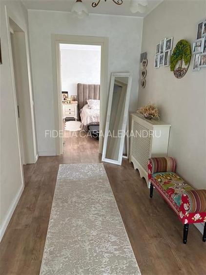 Vila  de vanzare  Bucium,369mp utili,1500mp teren,curte amenajata - 28