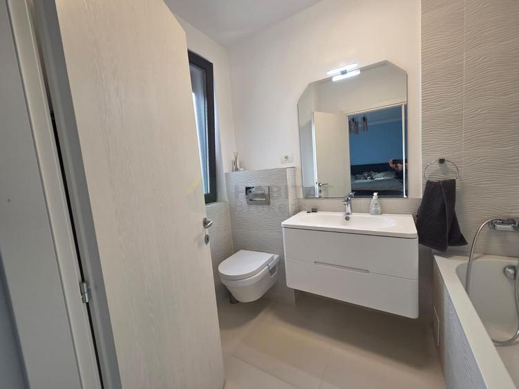 Vilă  cu mansardă, piscină și design modern – Tunari