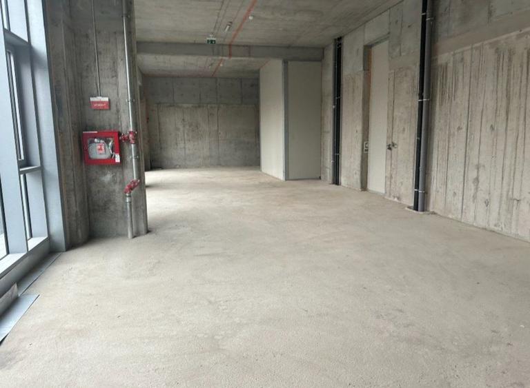 Zona Aviatiei sp 400 mp open space ideal clinica showroom