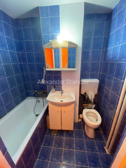 Vând apartament 3 camere, 47 mp, zona Calea Șagului - 2