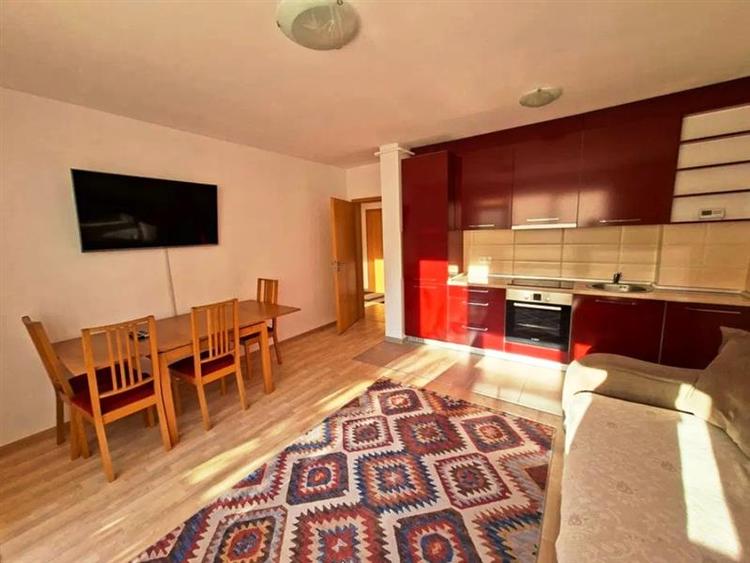 Inchiriem Apartament 2 Camere, Mobilat, Studio, Tractorul