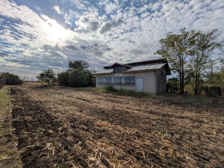 Garbovi casa 76 mp an constr 2000 teren 1187 mp