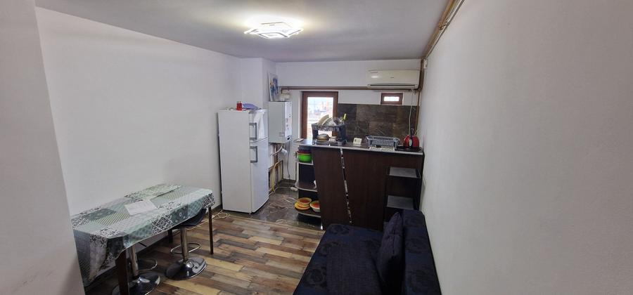 Doua camere comfort maxim, zona Gara.