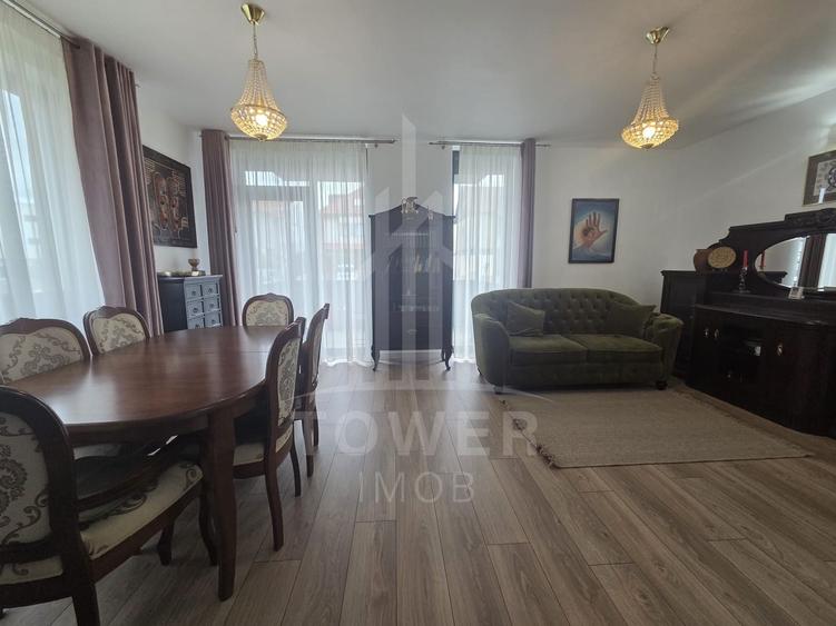 Apartament 3 camere de vânzare