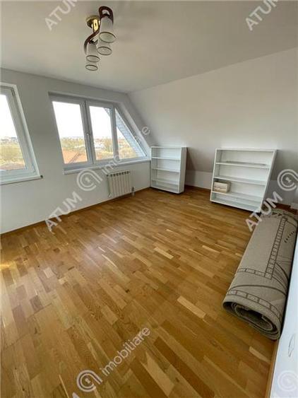 Casa cu 8 camere si 800 mp curte in zona Calea Poplacii Sibiu