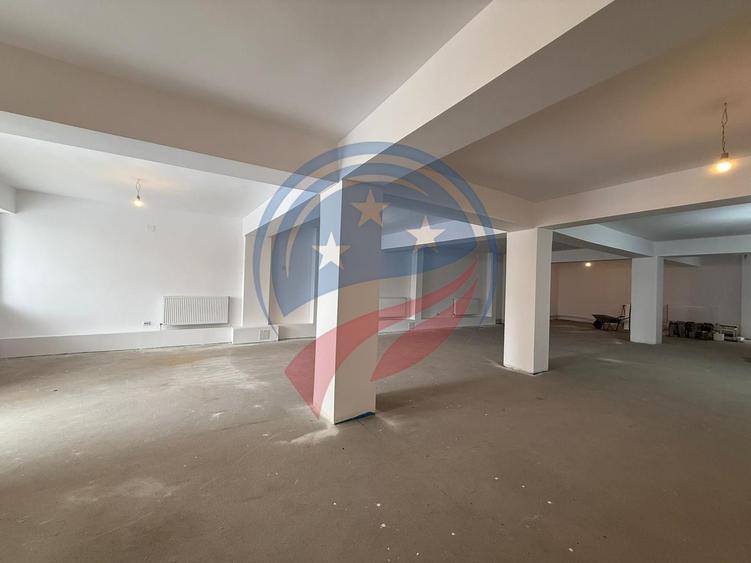 Spațiu comercial open space de închiriat | 167 mp | 12 €/mp negociabil