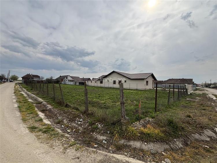 CASA CEFA | TEREN DUBLU FRONT| TOATE UTILITATILE - 15