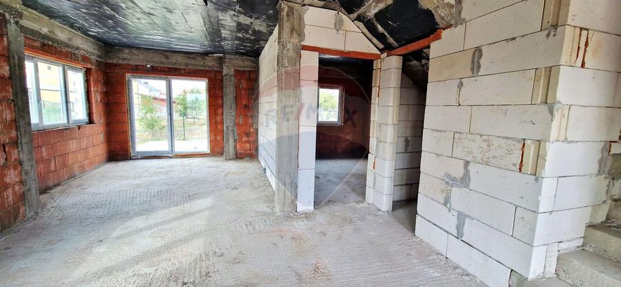 Casă individuală P+M, 146 mp utili, 397 mp teren – Sofronea