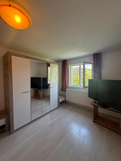 Apartament in casa de inchiriat | Schei
