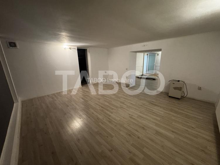 Spatiu comercial de inchiriat 4 camere 85 mpu Central Sibiu - 7