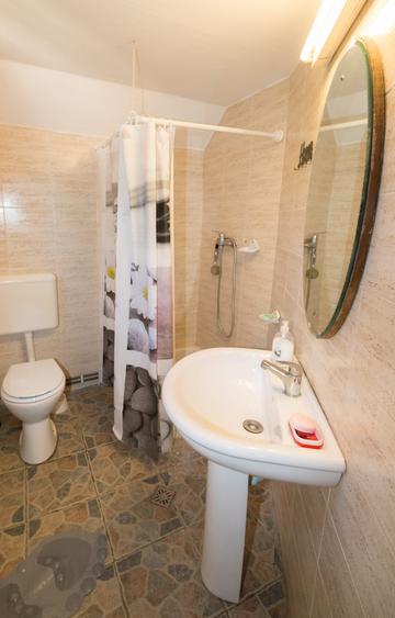 Apartament 3 camere si garaj