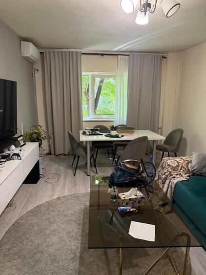 Apartament 4 Camere | 2 Bai | Vedere mixta | M Gorjului