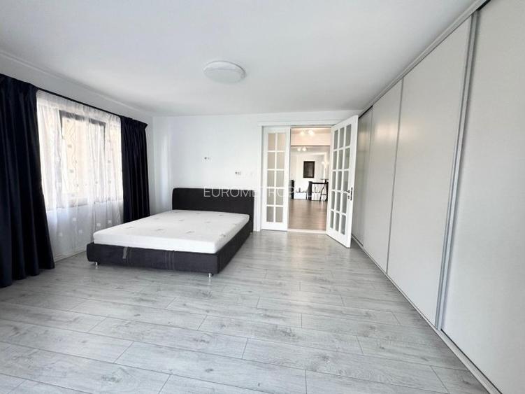 EXCLUSIVITATE!!! Zona Jiului – Vila cocheta, curte generoasa! - 10