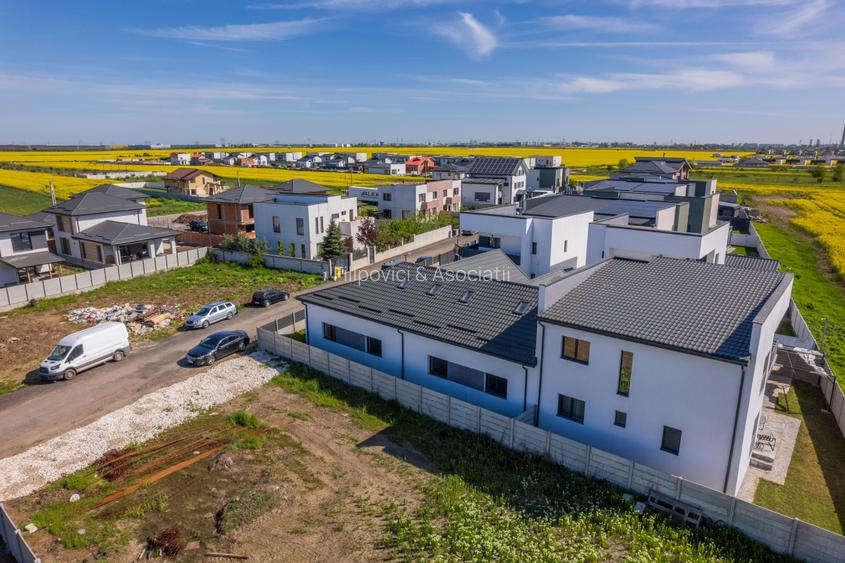 DOMNESTI - INTRAREA FOISORULUI, VILA 245 MP TOTAL, LOT 357 MP! - 44