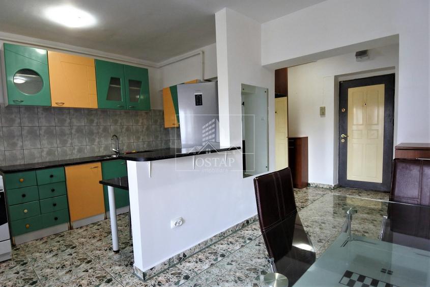 McDonald's - etajul 1 - apartament 3 camere decomandate-mobilat-utilat