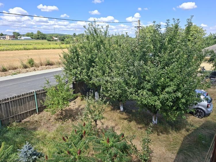 Vind Casa cu etaj  in Satul Faurei din Comuna Faurei Jud. Neamt Unic Proprietar  - 5