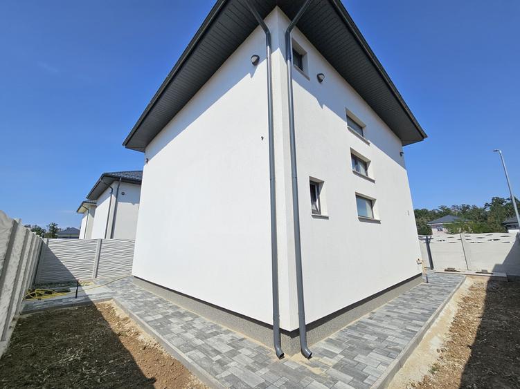 Vila 4 camere Pantelimon Vecinatate Padure pe Ambele Laturi