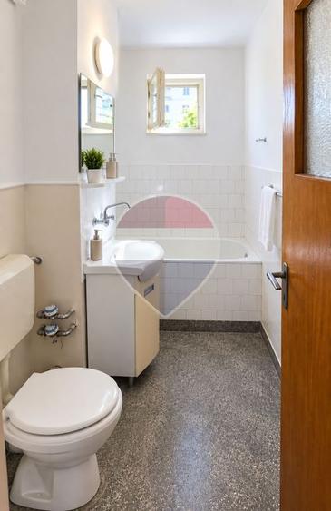 Apartament de vânzare 3 camere| BL Republicii, Ploiești