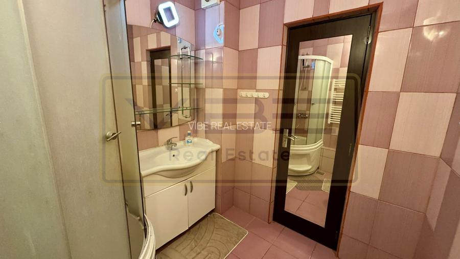 Apartament 3 camere 2 bai Centru -Blv Independentei - 28