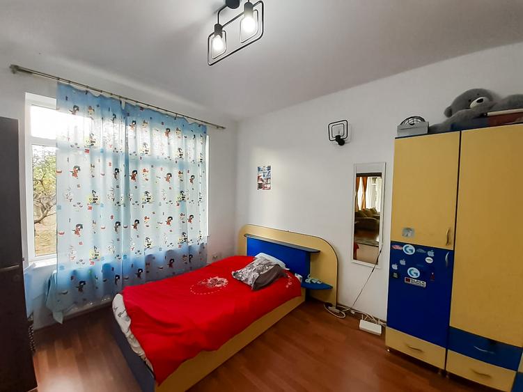Vila de vanzare Valea Lupului