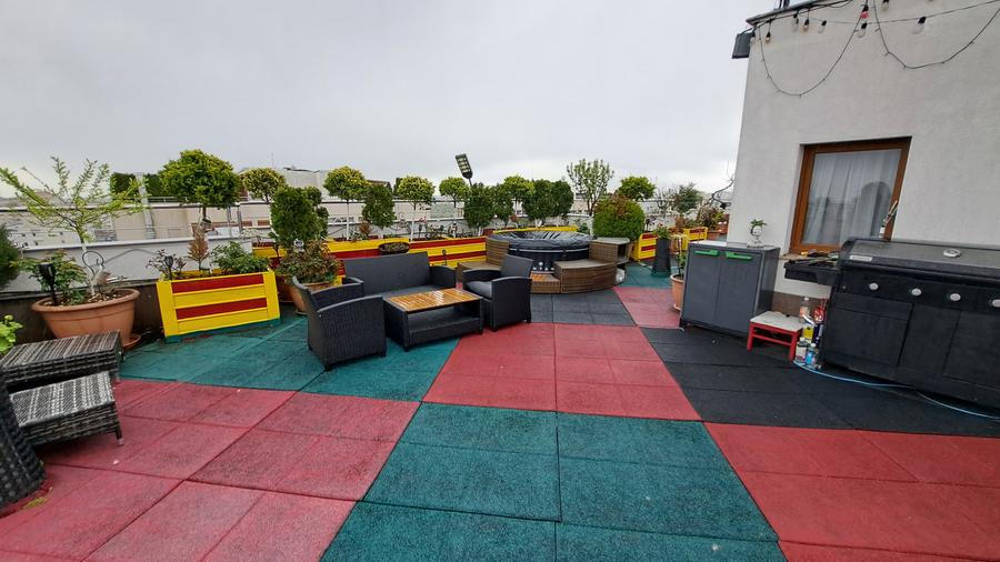 PENTHOUSE LUX - LOCATIE EXCELENTA -VIEW SUPERB - TERASA AMENAJATA 300 MP
