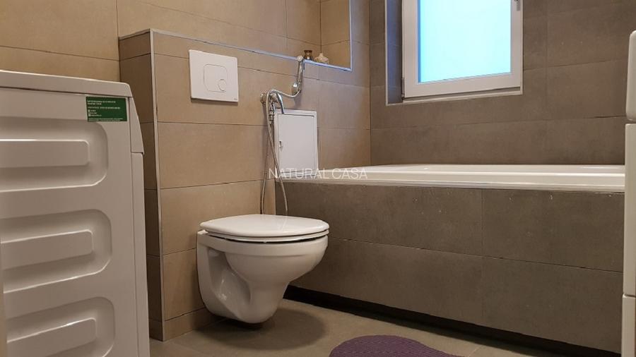 Apartament 3 camere, Vila, Parcare - 9