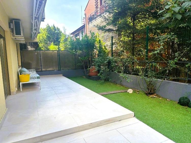 Apartament 3 camere cu gradina