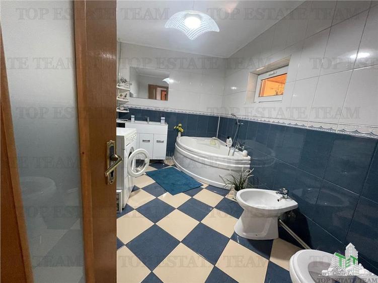 Vila pentru 3 familii si oportunitate investitie in zona Obor