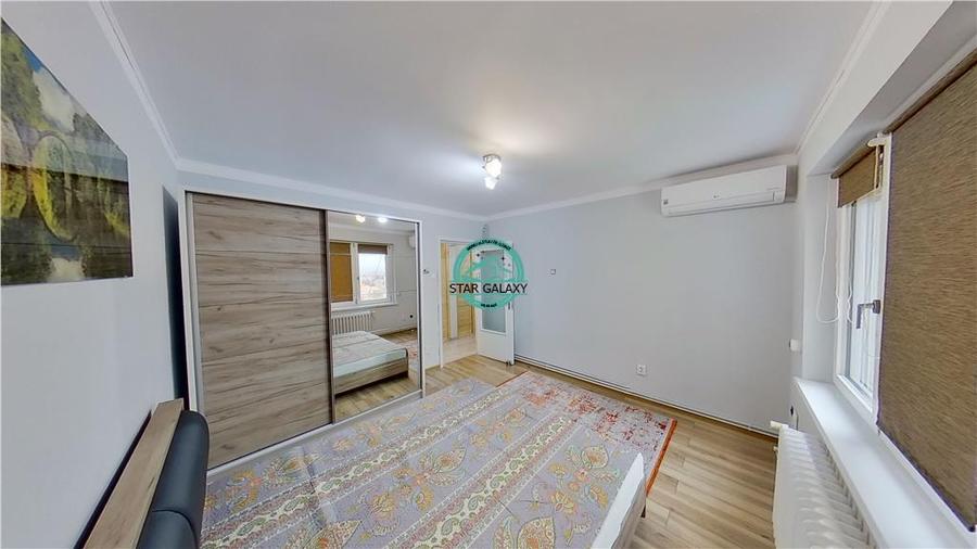 Inchiriez apartament cu 4 camere, complet mobilat zona Ultracentrala