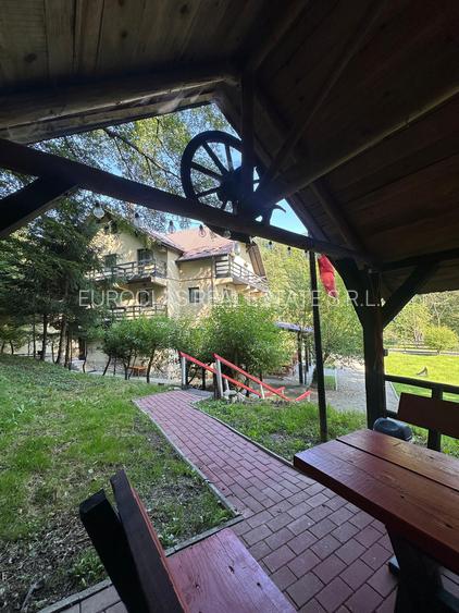 Pensiunea Turistica Cheile Cetatii - Rasnov - 690.000 euro negociabil - 2