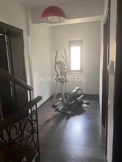 Vila | Aparatorii Patriei | 4 parcari | Metrou 3' | Centrala - 12