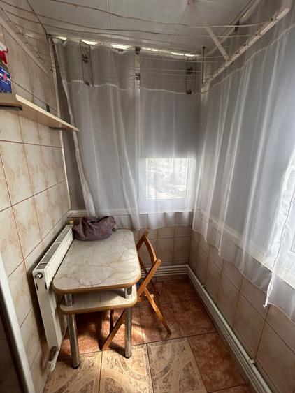 - Apartament 2 camere confort 1 decomandat, Zona Buzaului.
