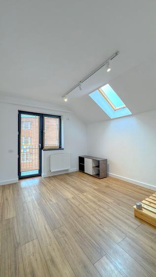 Penthouse, 83 mp utili, terasa 150 mp, Gemenii