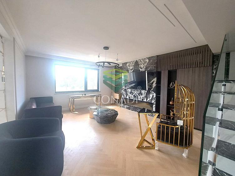 Zona Pipera, vila cu 4 camere de vanzare, 203 mp construiti