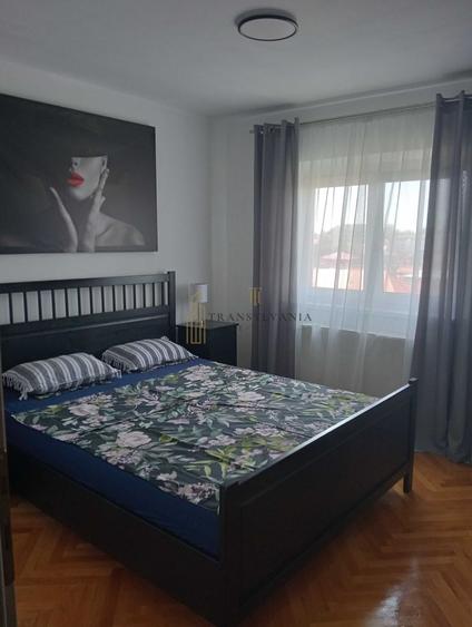 Apartament 3 camere decomandat, zona Scoala de inot