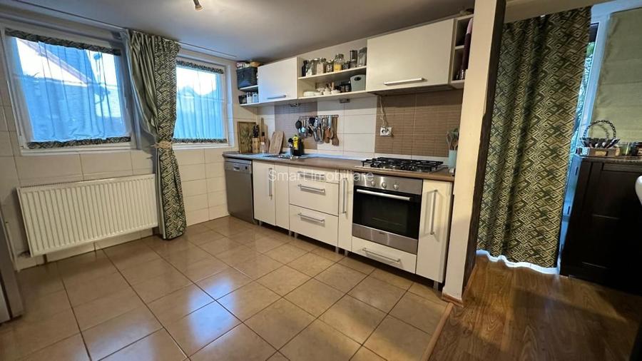 Casa individuala 6 camere cu teren 700 mp si garaj in Selimbar - 7