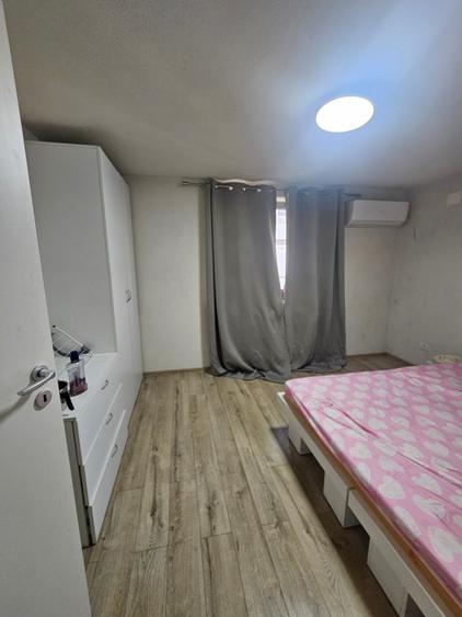 Apartament 2 camere decomandat Complex Studentesc - loc de parcare !!