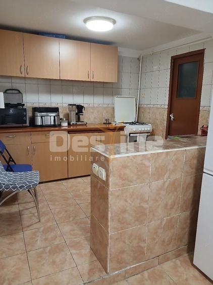 Casă de vânzare 5 camere | Giulesti | 110 mp | 200.000 EUR