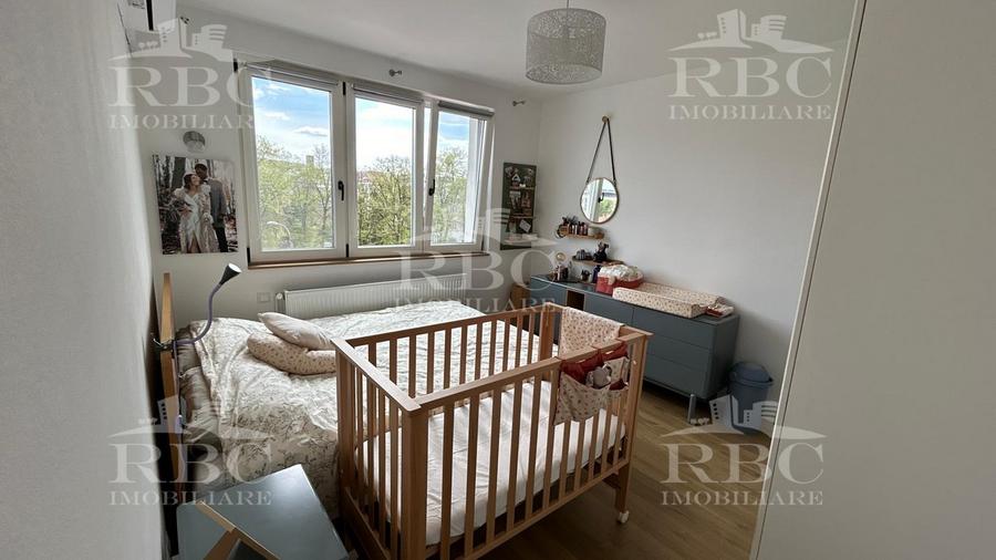 Apartament cu 3 camere finisat pe strada Eremia Grigorescu