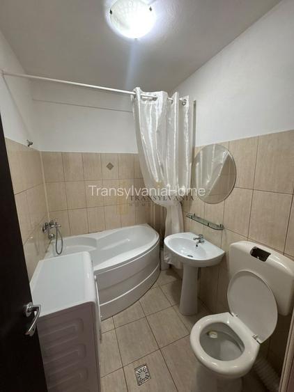 Garsonieră decomandată, spațioasă