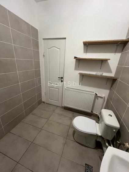 De închiriat apartament 3 camere la casă – Ultracentral, Str. Turnului - 10