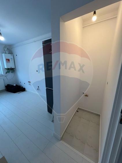 Apartament de vanzare cu 2 camere deco, et intermediar COMISION 0%