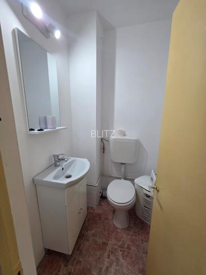 Apartament cu 3 camere, 60 mp, zona Republicii - 8