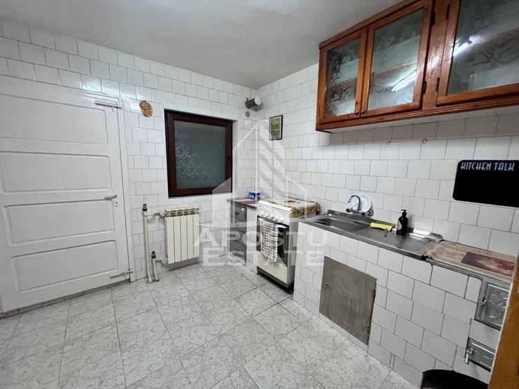 Apartament de inchiriat la parter, 3 camere, Aradului, Timisoara