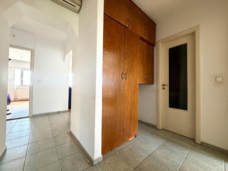 Apartament 4 camere, 88 mp utili, etaj 6 - Zona Complexul Studentesc